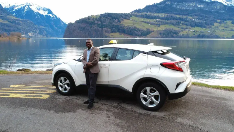 Nile Taxi mit Fahrer am Vierwaldstättersee